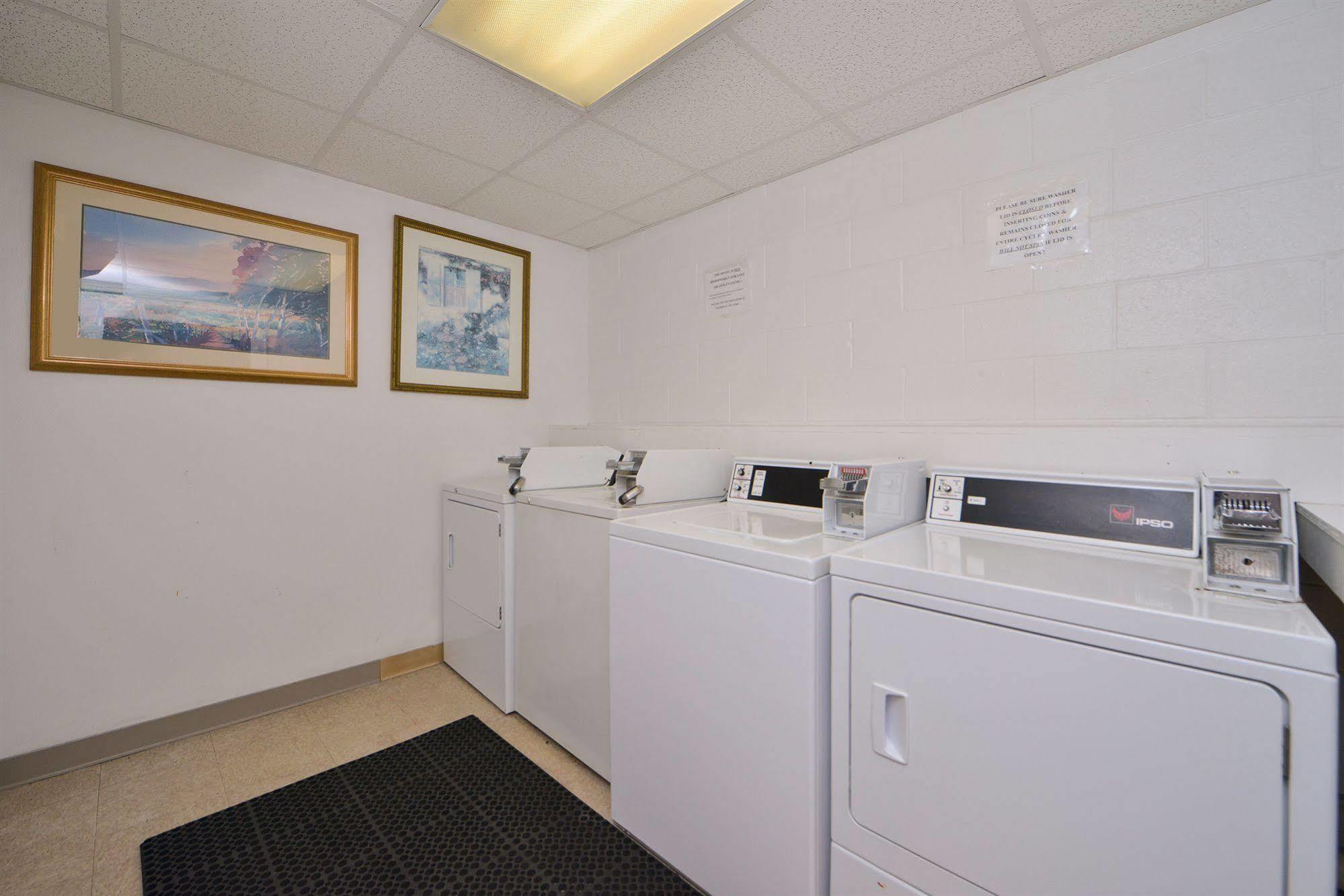 Days Inn By Wyndham Doswell \/ Kings Dominion Area Eksteriør bilde